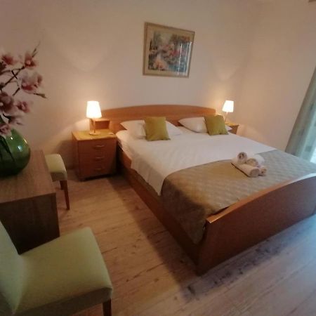 Apartmani Niki Hvar Hvar Town Buitenkant foto