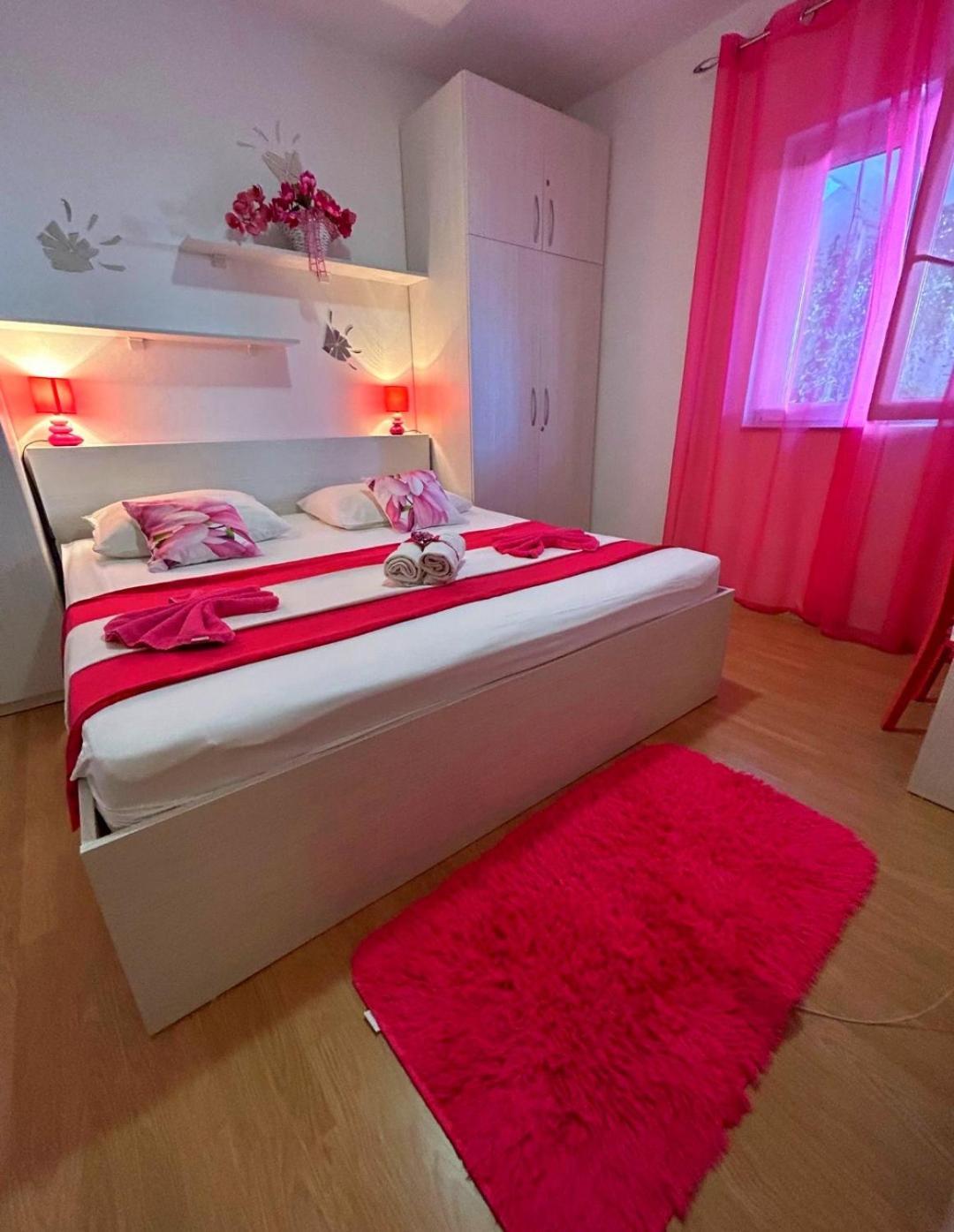 Apartmani Niki Hvar Hvar Town Buitenkant foto