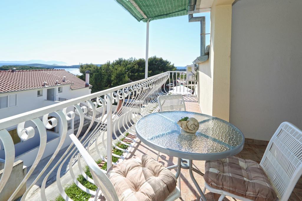 Apartmani Niki Hvar Hvar Town Kamer foto