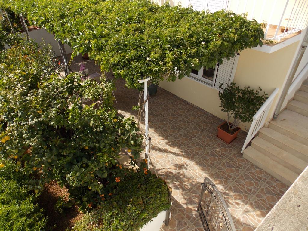 Apartmani Niki Hvar Hvar Town Buitenkant foto