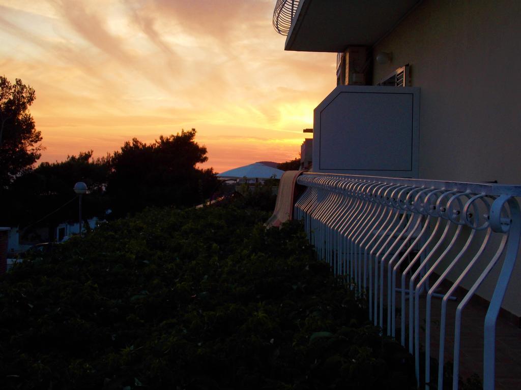 Apartmani Niki Hvar Hvar Town Buitenkant foto