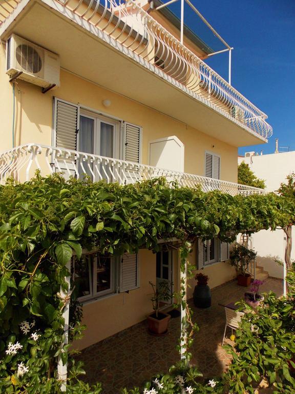 Apartmani Niki Hvar Hvar Town Buitenkant foto